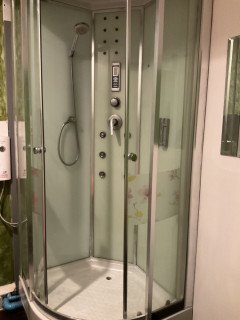 sky-massage-room-10