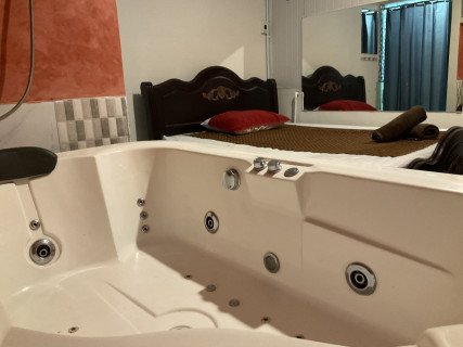 sky-massage-room-3